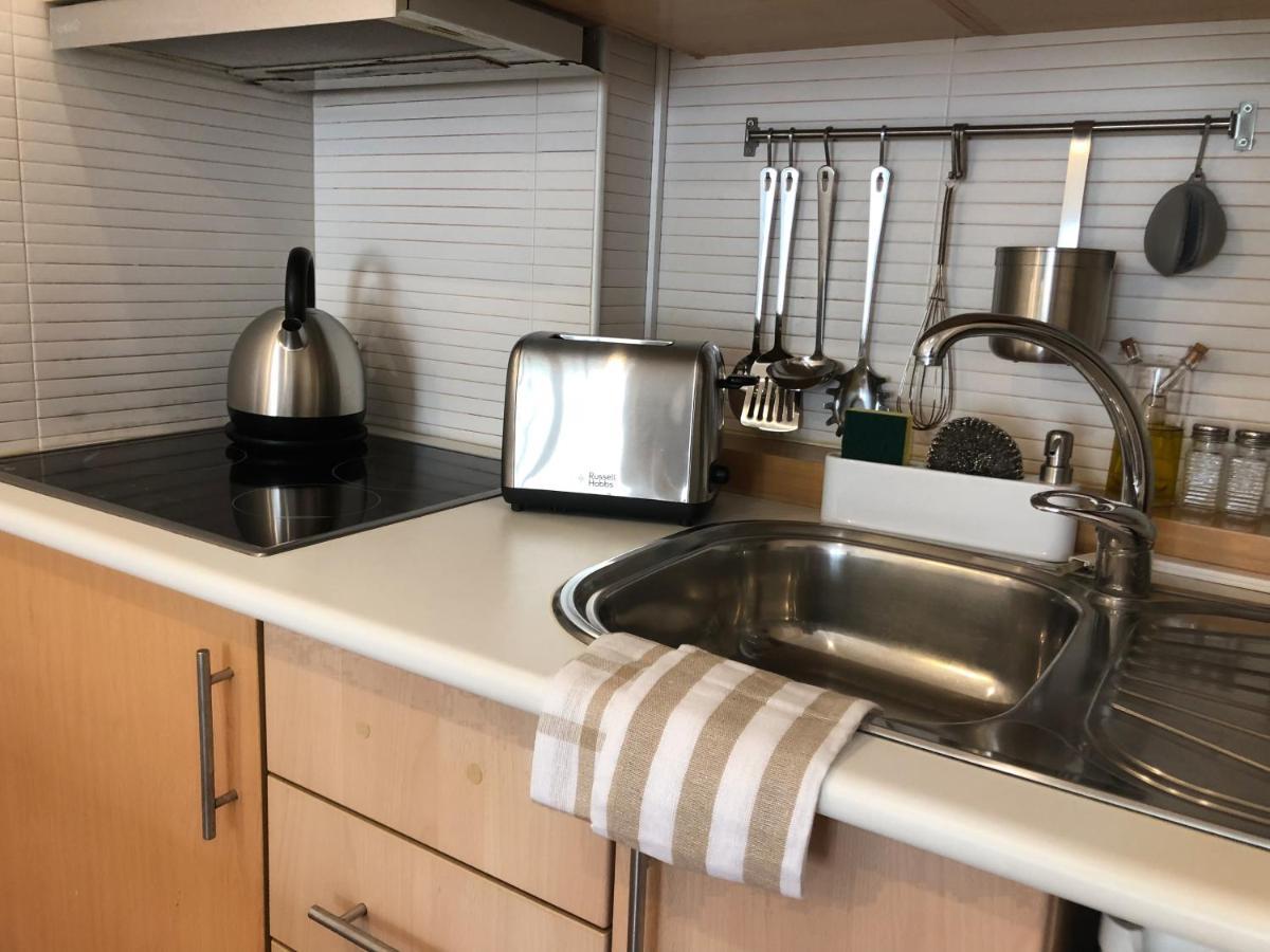 Cozy And Stylish Studio Apt Just 800M From The Beach - New On Booking! 알부페이라 외부 사진